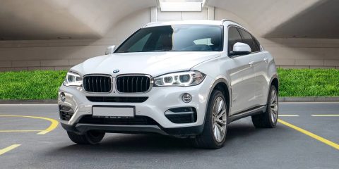 Car rental in Dubai and Abu Dhabi luxury sport cars - suv for family affordable bmw x6 to rent from Volocar