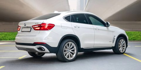 Car rental in Dubai and Abu Dhabi luxury sport cars - suv for family affordable bmw x6 to rent from Volocar