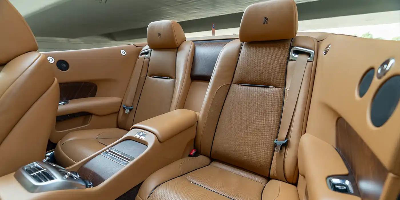 rent-a-car-dubai-rolls-royce-down-convertible-volocar Rent a car in Dubai, Rolls Royce Down Cabriolet, most Luxury SUV, the most luxurious brand, top rental company