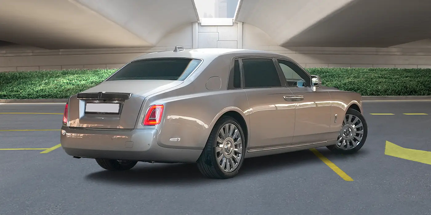 rent-a-car-dubai-volocar-rolls-royce-phantom-black-badge Rent a car in Dubai, Rolls Royce Phantom Black Badge, most Luxury SUV, the most luxurious brand, top rental company ultimate limousine