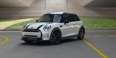 Rent a car in Dubai from Volocar. Mini Cooper S with full interior options