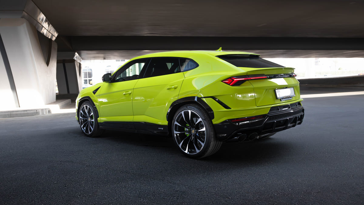 1M9A3846-Улучшено-Ум.-шума-1 (1) Lamborghini Huracan Evo, Evo Spyder, Urus, Urus S, Urus Mansory, Urus Performante, Aventador, Aventador SV, Aventador SVJ, Huracan STO, and Lamborghini Tecnica luxury supercars available for rent in Dubai.