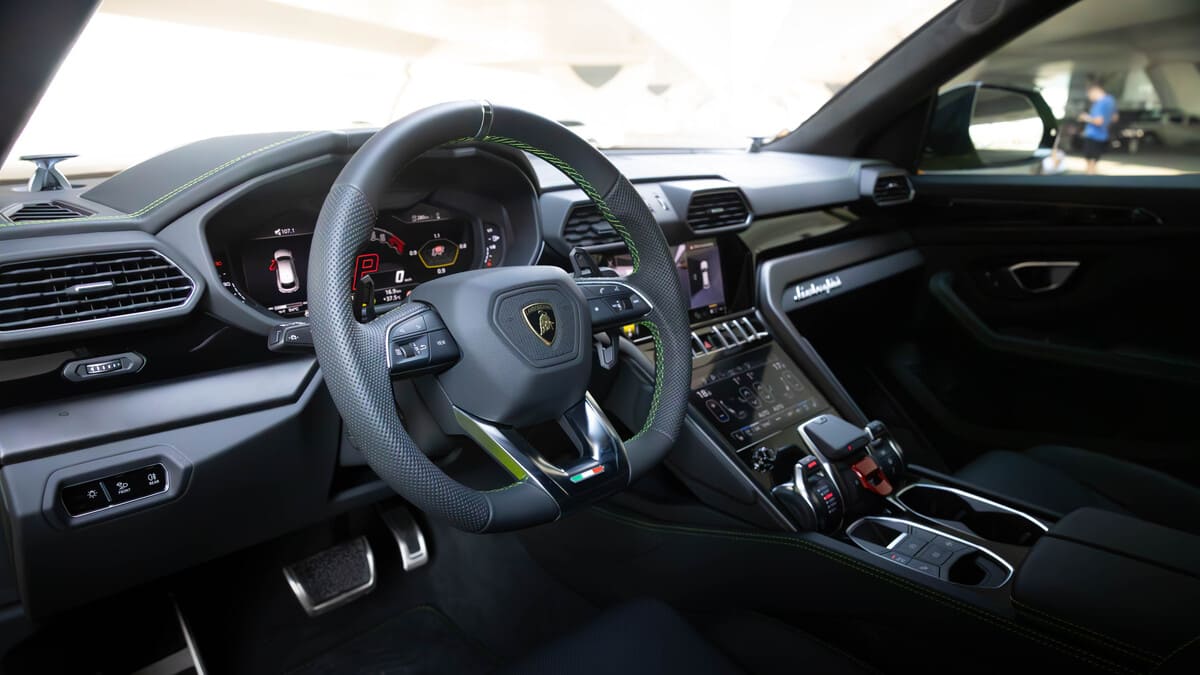 1M9A3852-Улучшено-Ум.-шума-1 Lamborghini Huracan Evo, Evo Spyder, Urus, Urus S, Urus Mansory, Urus Performante, Aventador, Aventador SV, Aventador SVJ, Huracan STO, and Lamborghini Tecnica luxury supercars available for rent in Dubai.