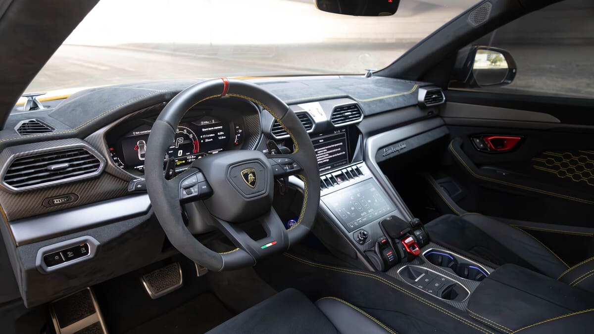 1M9A5429-Улучшено-Ум.-шума Lamborghini Huracan Evo, Evo Spyder, Urus, Urus S, Urus Mansory, Urus Performante, Aventador, Aventador SV, Aventador SVJ, Huracan STO, and Lamborghini Tecnica luxury supercars available for rent in Dubai.