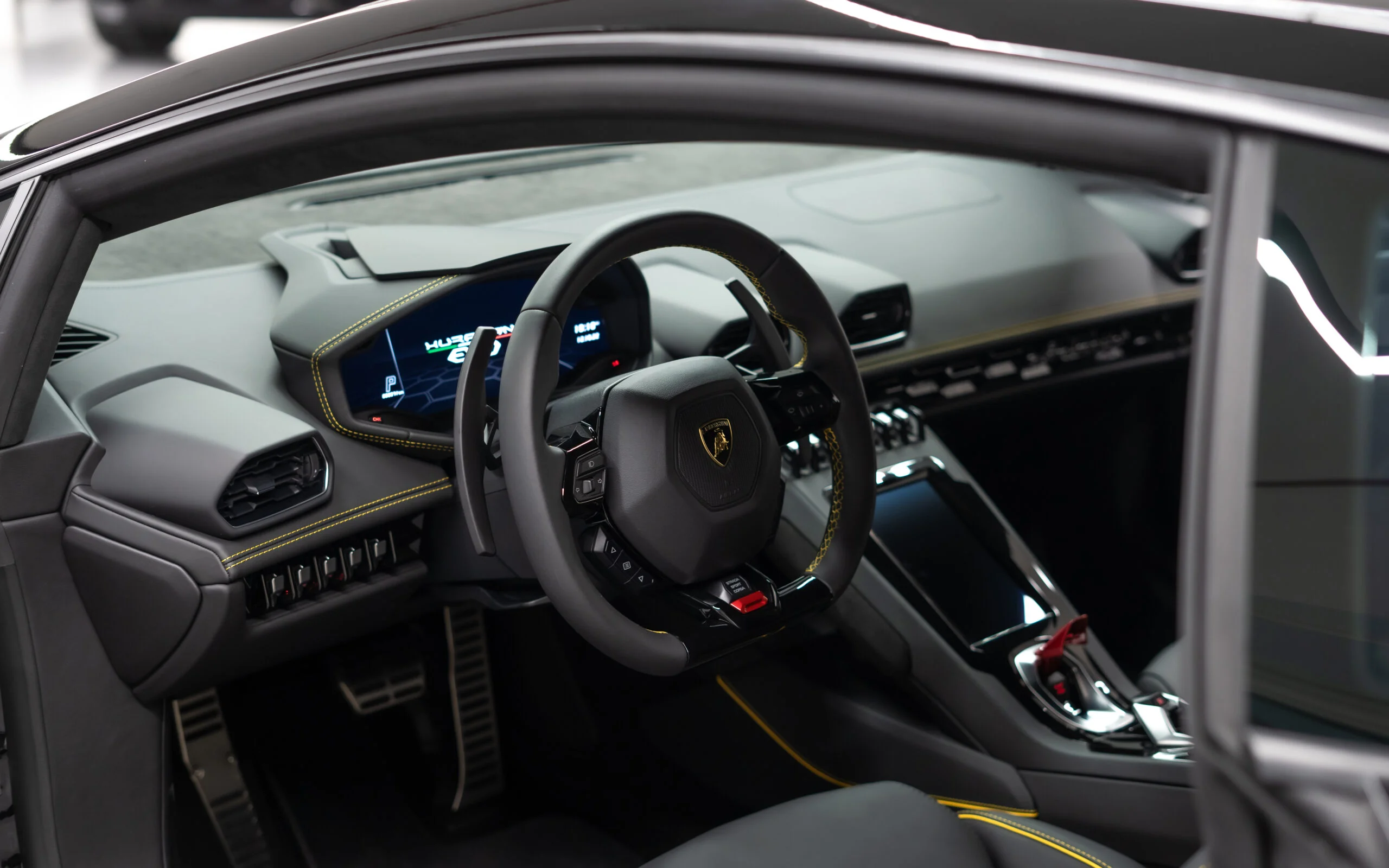 DSC05779-scaled Lamborghini Huracan Evo, Evo Spyder, Urus, Urus S, Urus Mansory, Urus Performante, Aventador, Aventador SV, Aventador SVJ, Huracan STO, and Lamborghini Tecnica luxury supercars available for rent in Dubai.