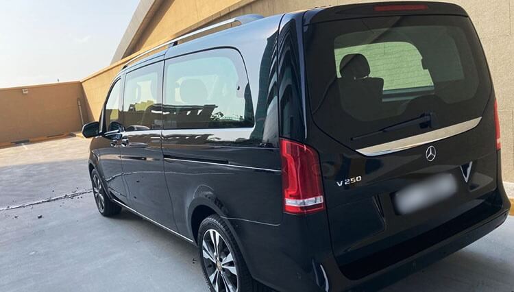 Mercedes-Benz-V250-Rental-in-Dubai
