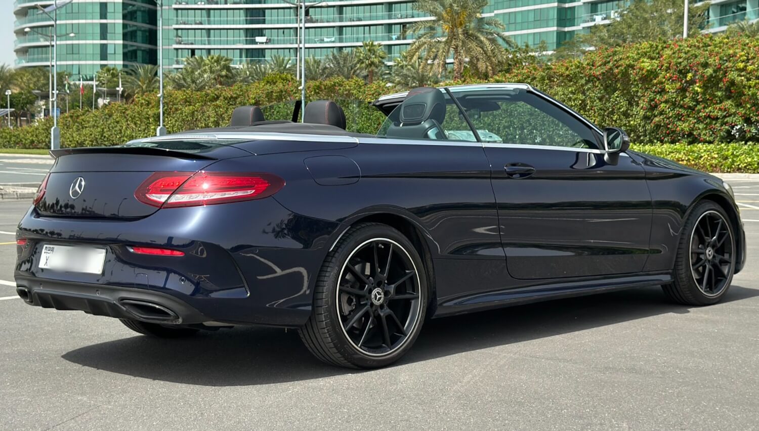 Mercedes-C-Class-Convertible-Rental-Dubai