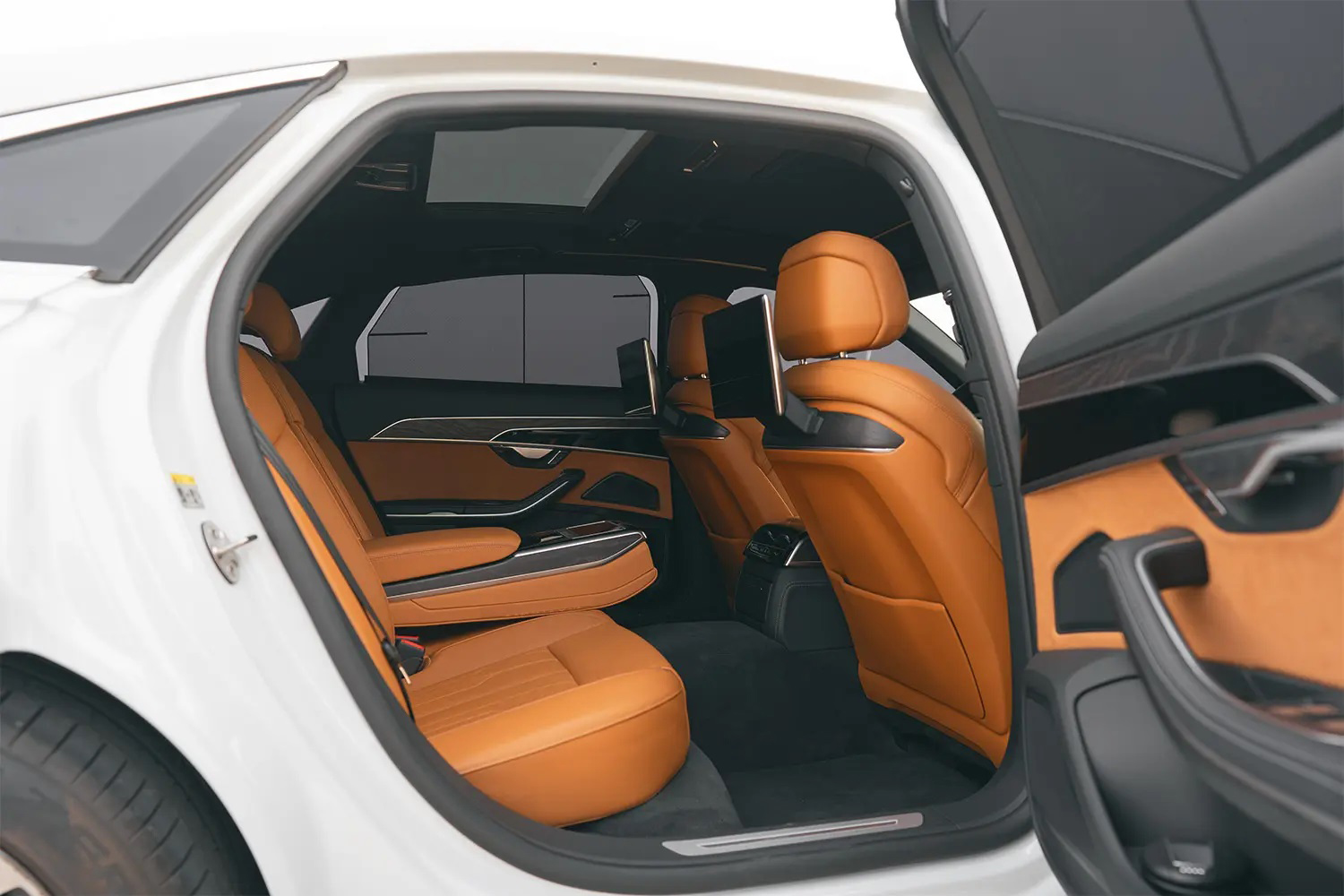 Volocar-Rent-Audi-A8-In-Dubai-8-1 Rent a car Dubai, no deposit, full comprehensive insurance, extreme power Audi A8, luxury limousine, new cars,