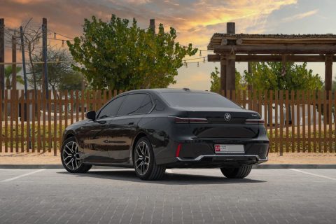 BMW 7 Series For Rent in Dubai And Abu Dhabi with or without driver limousines for hire