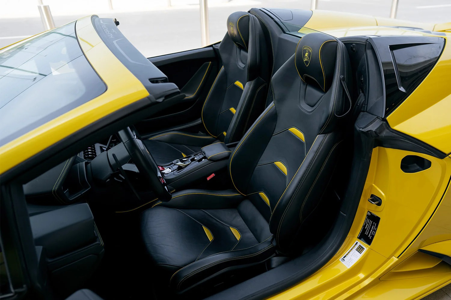 Volocar-Rent-Lamborghini-Huracan-EVO-Spyder-In-Dubai-9 Lamborghini Huracan Evo Spyder Top rental car in Dubai, Downtown, JBR, Marina, Supercar, Rent a car in Dubai, Abu Dhabi, Sports SUV, no deposit