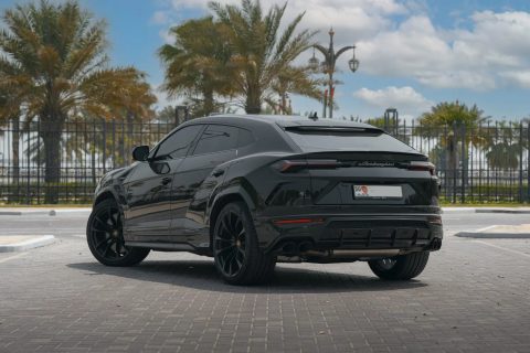 Lamborghini Urus, Top rental car in Dubai, Downtown, JBR, Marina, Supercar, Rent a car in Dubai, Abu Dhabi, Sports SUV, no deposit