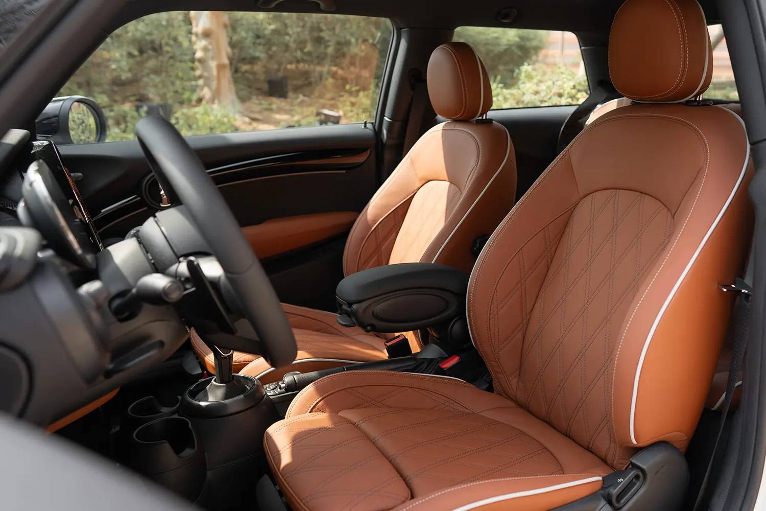 Volocar-Rent-Mini-Cooper-S-in-Dubai-8 Mini Cooper S rent a car in Dubai, airport pick up, in Abu Dhabi, small great for city, powerful compact car, full insurance, cheap, no deposit