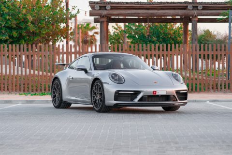 Porsche 911 dream car carrera 4s gts for rent in Dubai