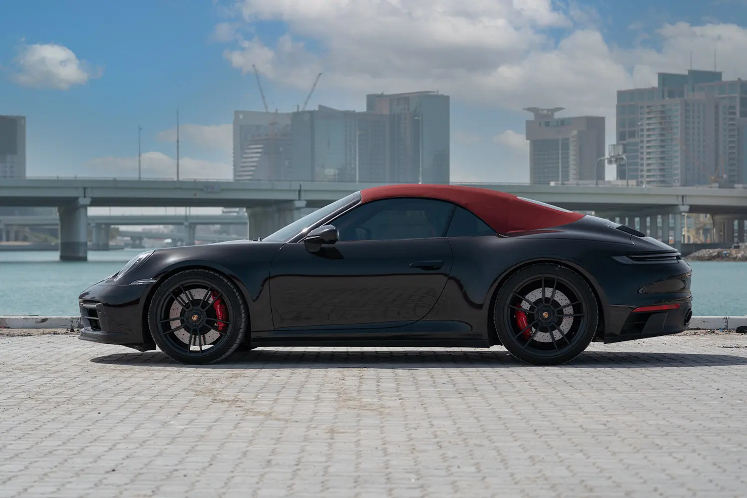 Rent-Porsche-911-GTS-Cabriolet-in-Dubai-4 full comprehensive insurance, best car rental company, best reviews, great deals, fast, extreme sports car, Dubai rent a car, Porsche 911 4s