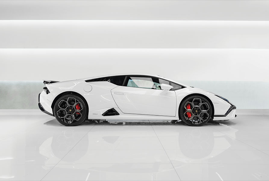 W0909ZV79e Lamborghini Huracan Evo, Evo Spyder, Urus, Urus S, Urus Mansory, Urus Performante, Aventador, Aventador SV, Aventador SVJ, Huracan STO, and Lamborghini Tecnica luxury supercars available for rent in Dubai.