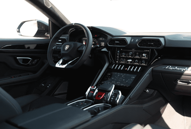 uapxi5RGhh Lamborghini Huracan Evo, Evo Spyder, Urus, Urus S, Urus Mansory, Urus Performante, Aventador, Aventador SV, Aventador SVJ, Huracan STO, and Lamborghini Tecnica luxury supercars available for rent in Dubai.