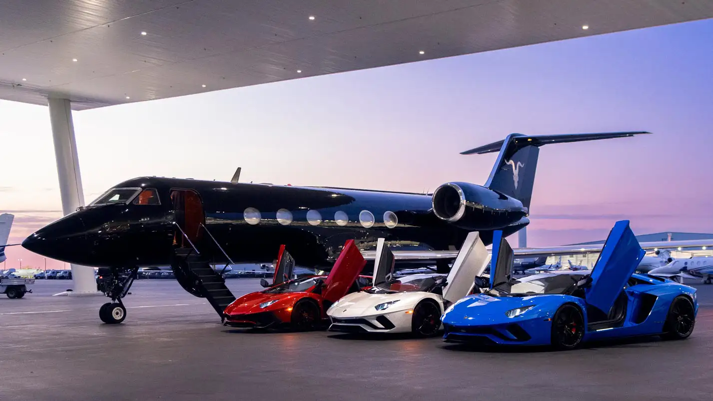 Short term and long term car rental in Dubai with Volocar