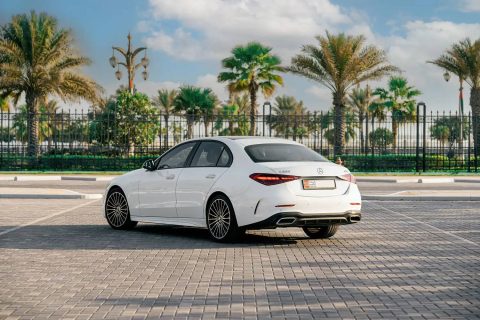 Mercedes C200 rent a car in Dubai and Abu Dhabi with full insurance and no deposit