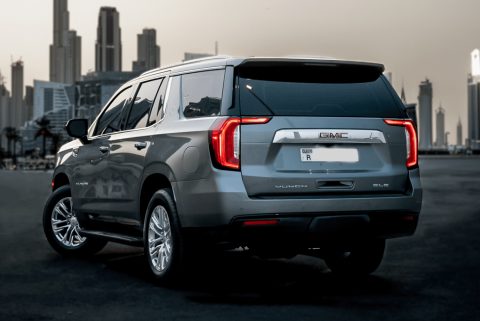 RENT A CAR dubai and abu dhabi GMC YUON for hoire in Dubai