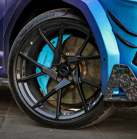 cover-2 (4) Lamborghini Huracan Evo, Evo Spyder, Urus, Urus S, Urus Mansory, Urus Performante, Aventador, Aventador SV, Aventador SVJ, Huracan STO, and Lamborghini Tecnica luxury supercars available for rent in Dubai.